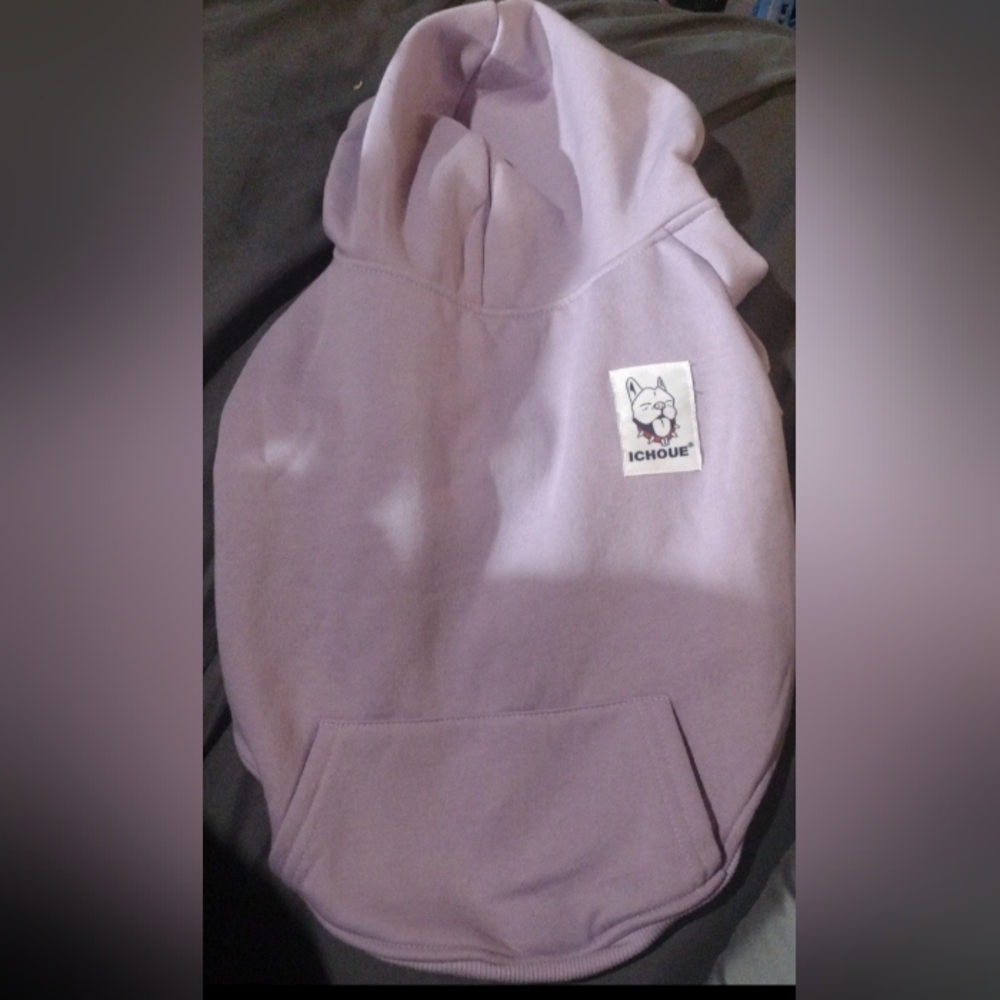 Ichoue dog size large purple zip up hoodie for French bulldogs.